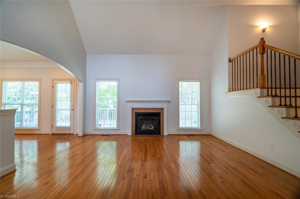 4612 Baylor Street Property Photo 15
