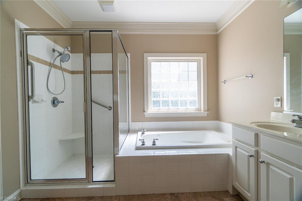 4612 Baylor Street Property Photo 24
