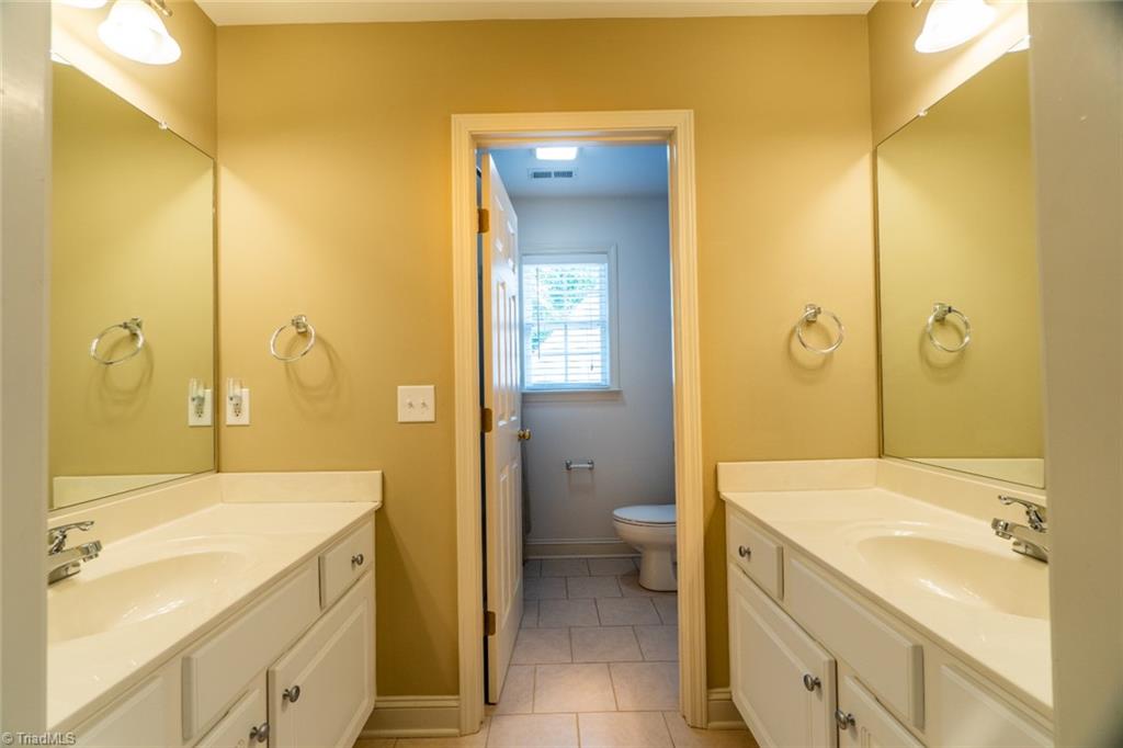 4612 Baylor Street Property Photo 32