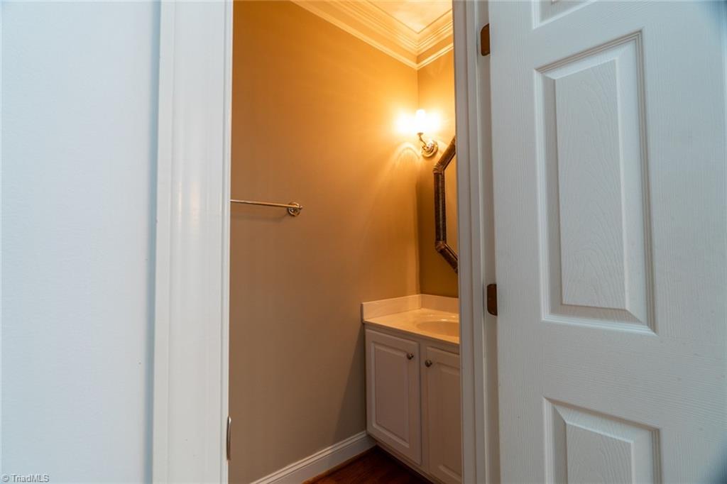 4612 Baylor Street Property Photo 36