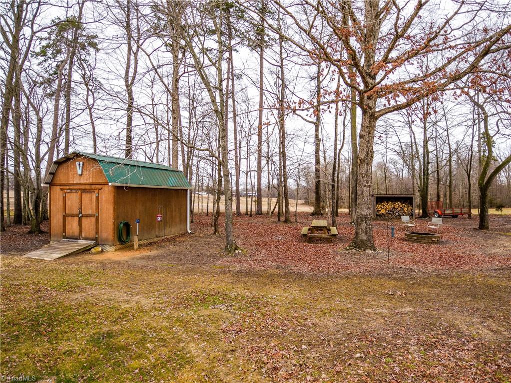 6001 Burlington Road Property Photo 12
