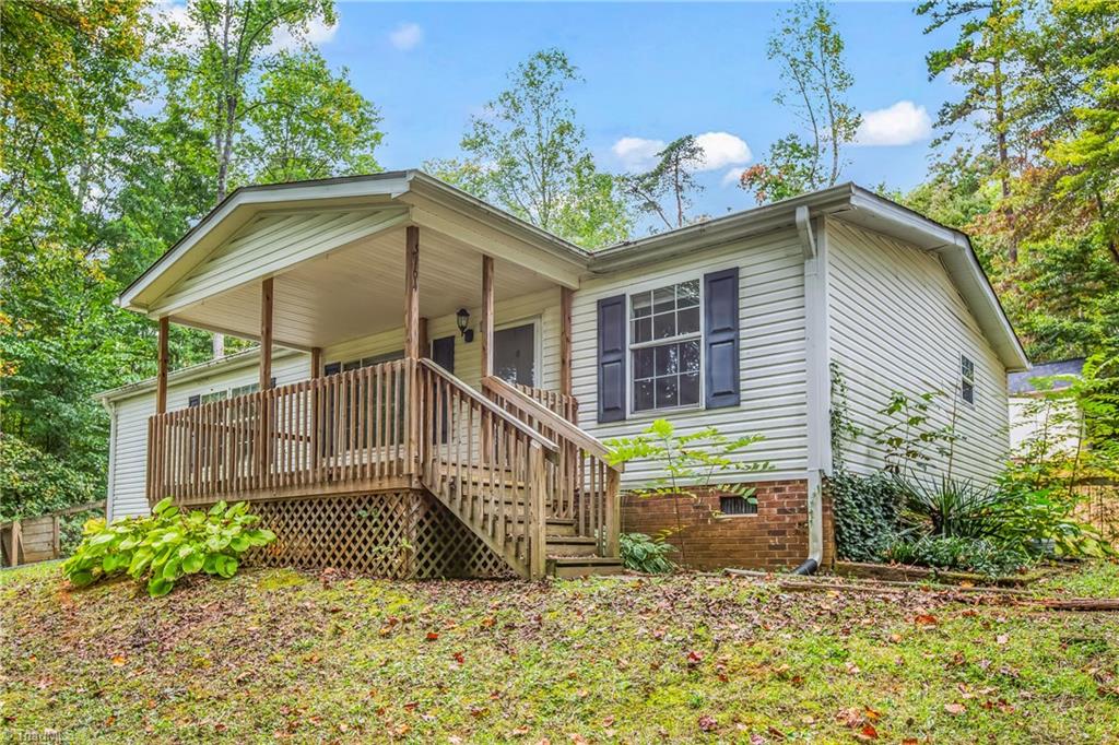 5164 Yukon Road Property Photo 1