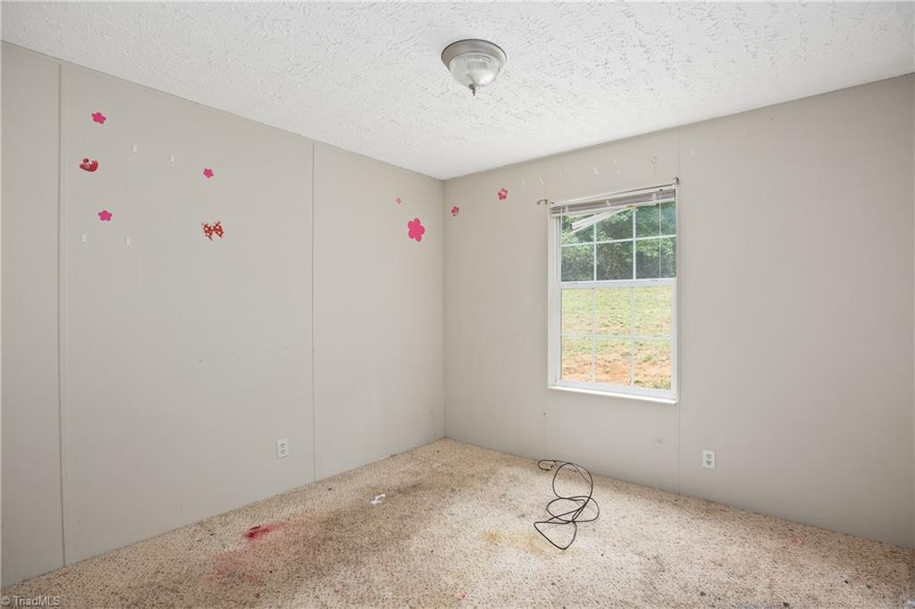 5164 Yukon Road Property Photo 11