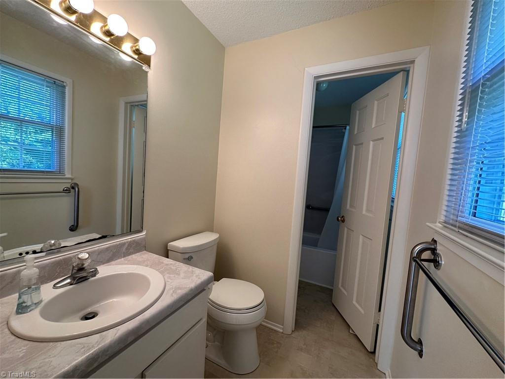 4017 Rehobeth Church Road Property Photo 20