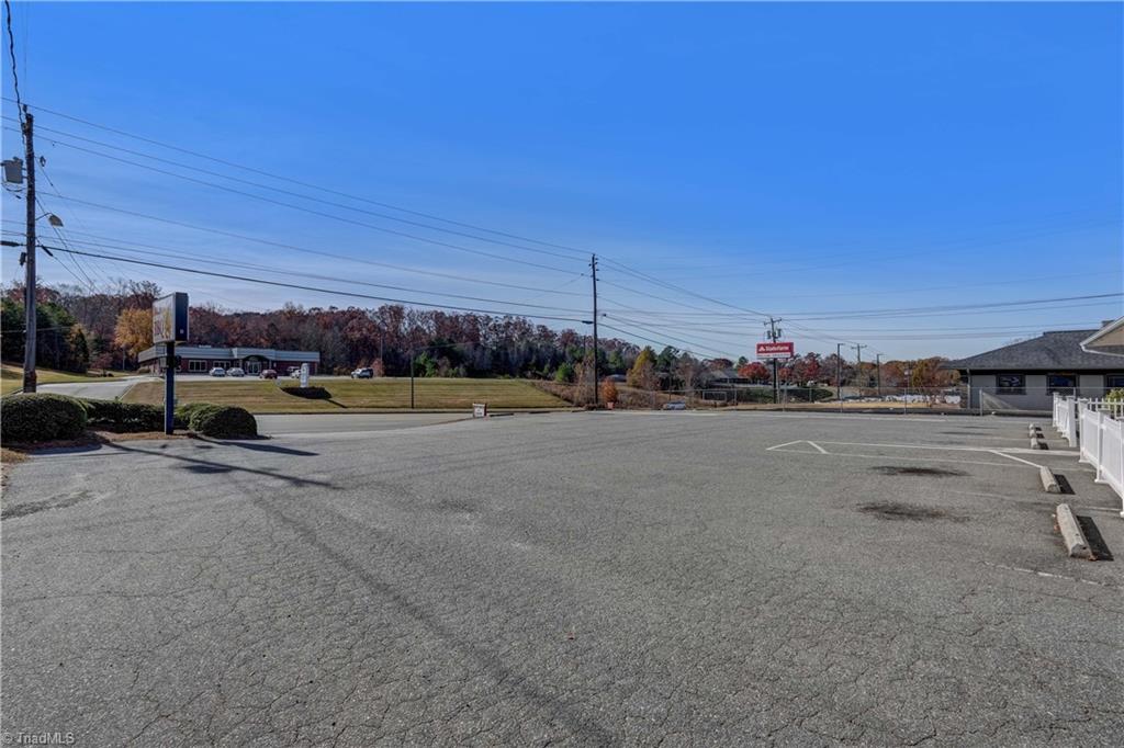 247 W Kings Highway Property Photo 3