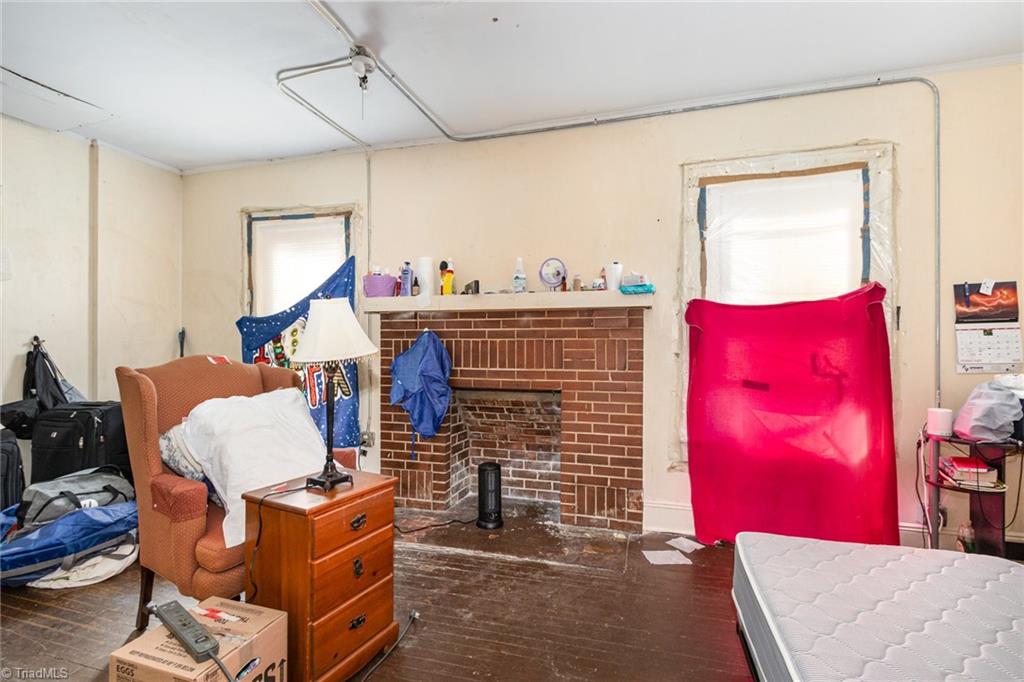 1012 S Main Street Property Photo 13
