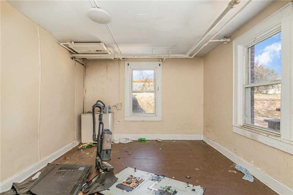 1012 S Main Street Property Photo 41