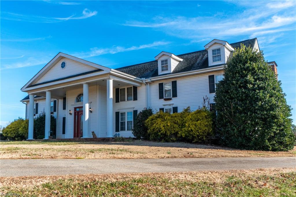 4416 Holly Springs Road Property Photo 4