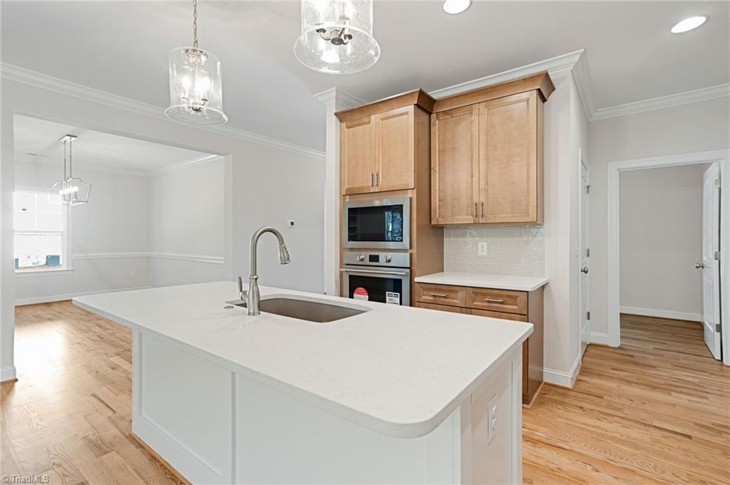 4023 Estate Drive Property Photo 6
