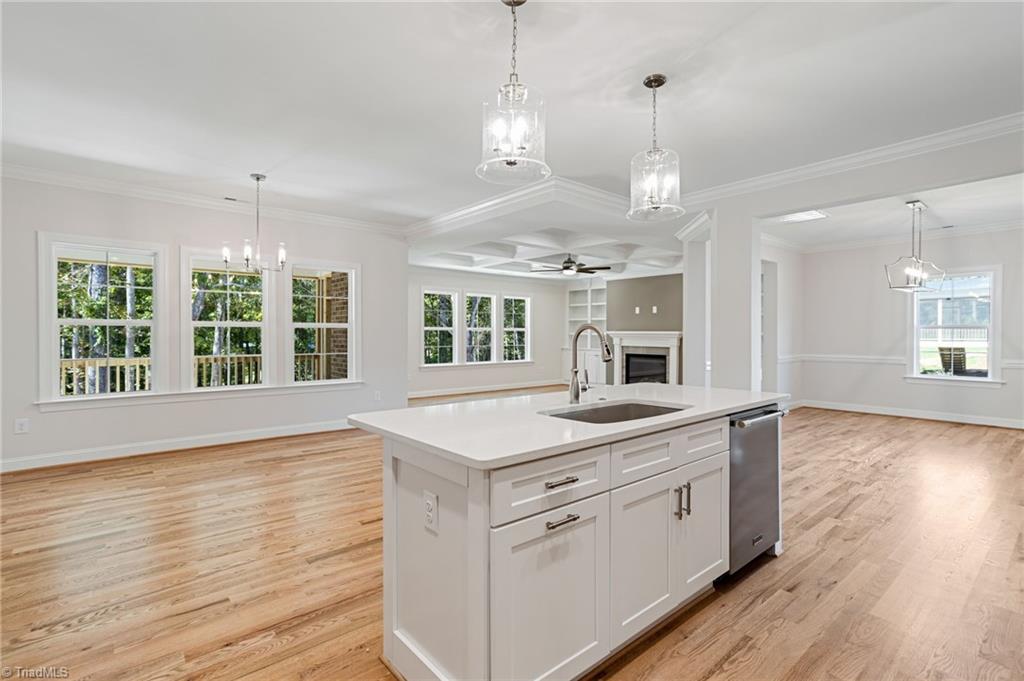 4023 Estate Drive Property Photo 11