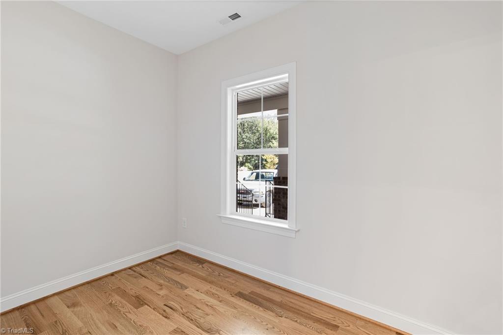 4023 Estate Drive Property Photo 33