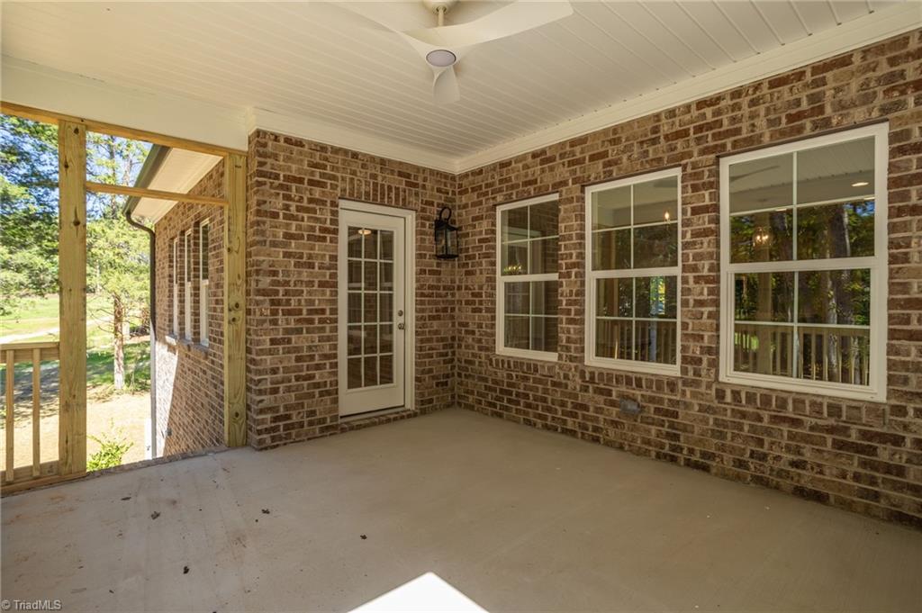 4023 Estate Drive Property Photo 39