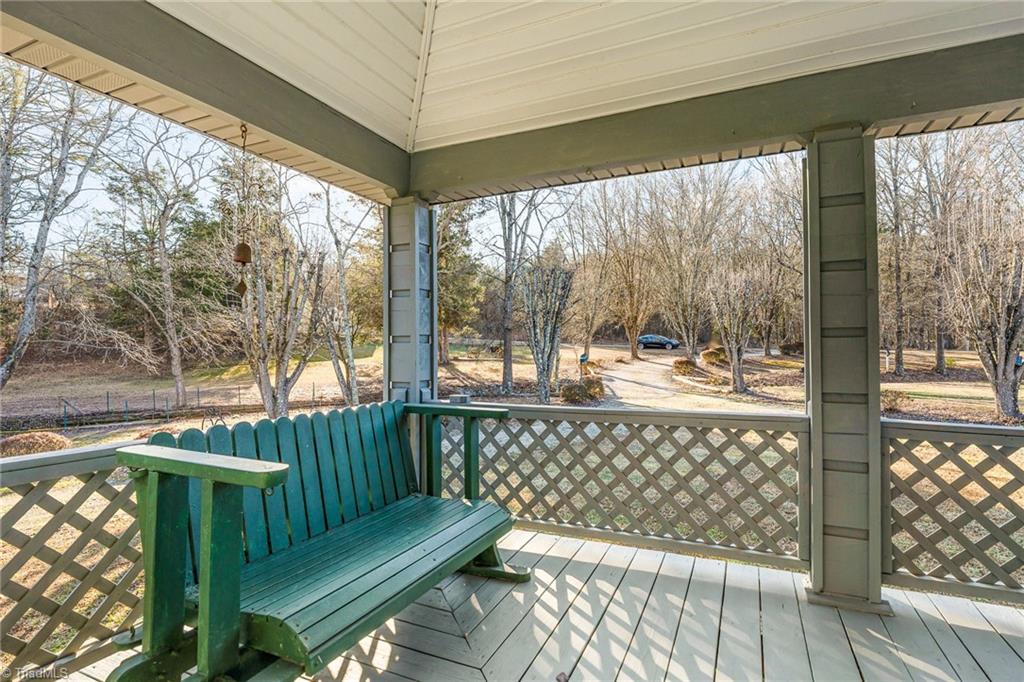 1132 Rustic Lane Property Photo 4