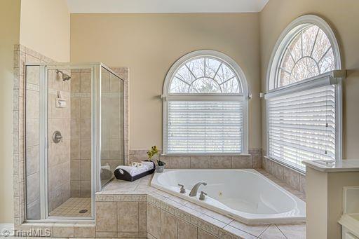 6710 Breeze Pointe Drive Property Photo 25