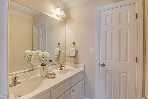 6710 Breeze Pointe Drive Property Photo 30
