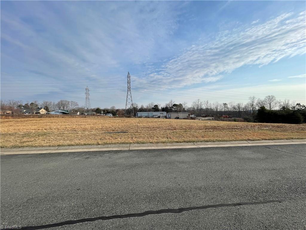6 River Birch Court Property Photo 3
