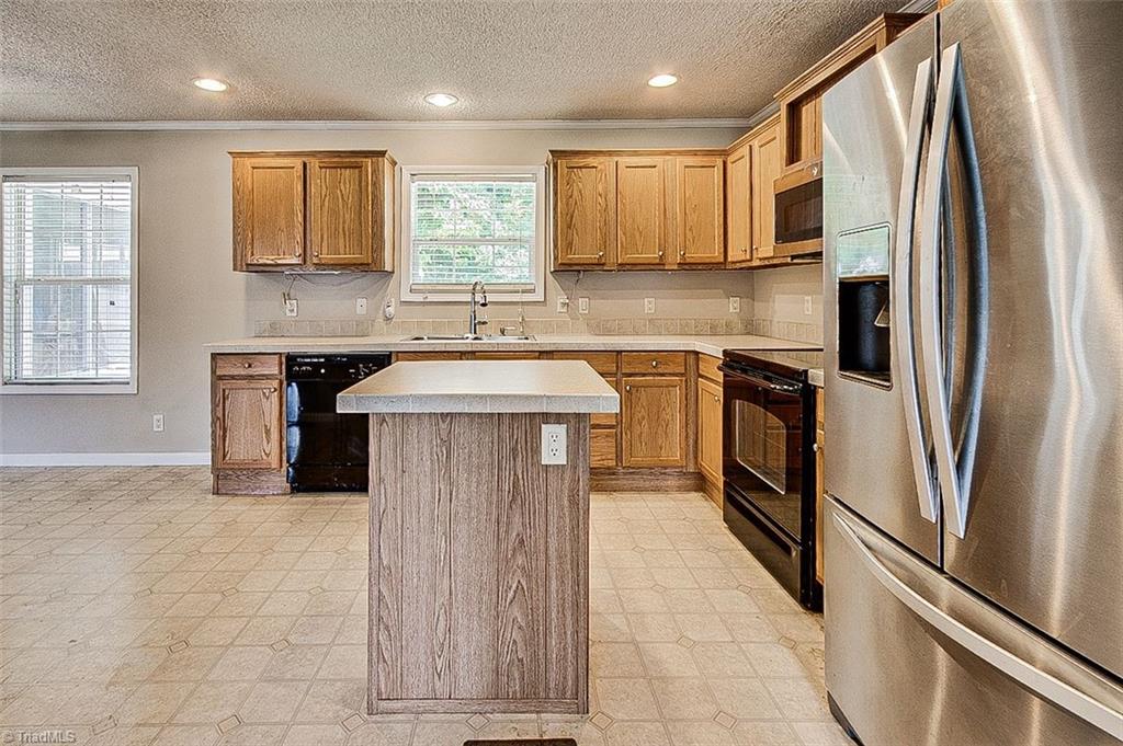 403 Oak View Lane Property Photo 19