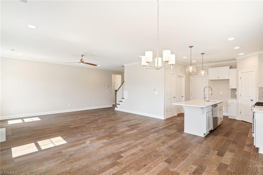 128 Grandworth Way Property Photo 8