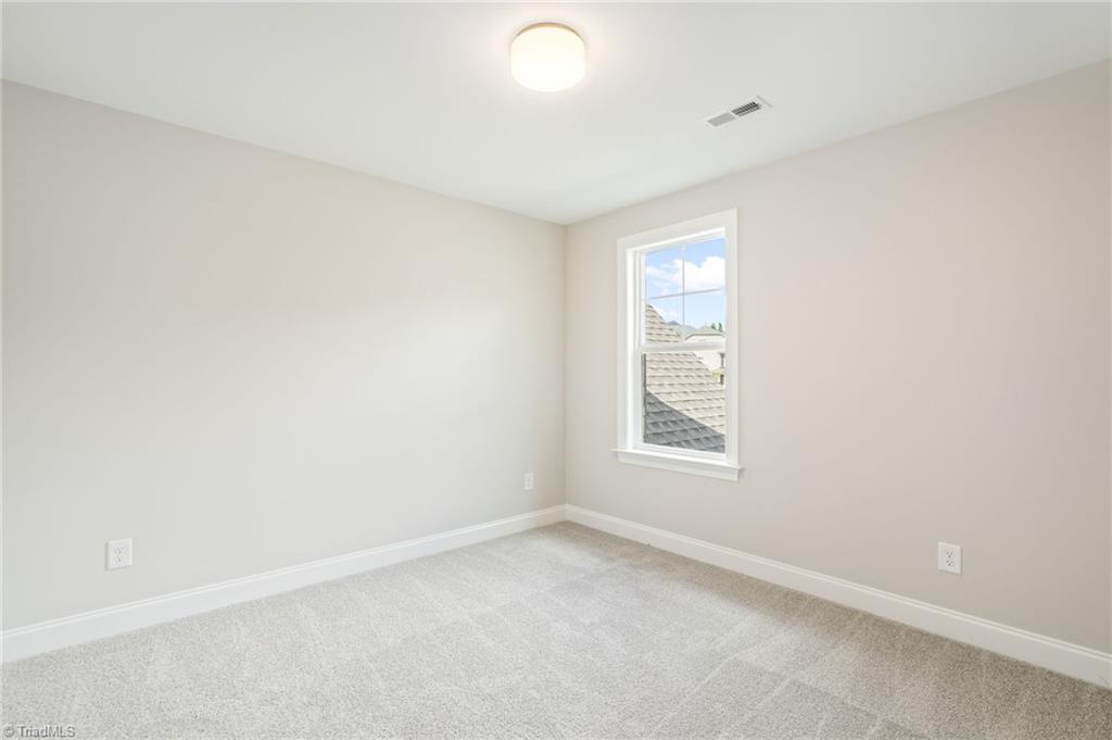 128 Grandworth Way Property Photo 25