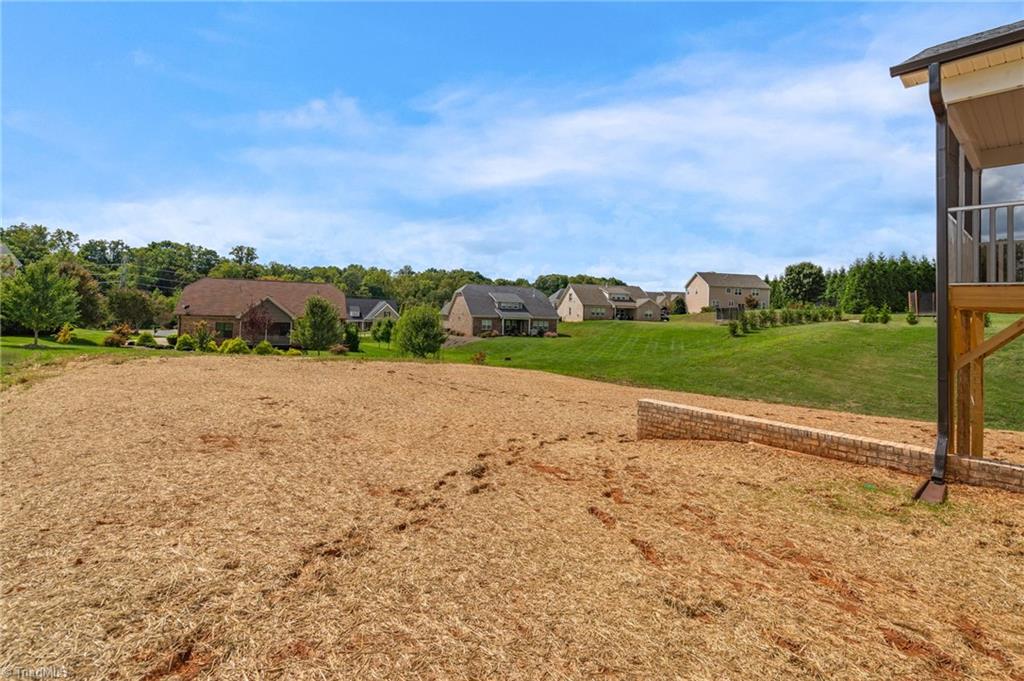 128 Grandworth Way Property Photo 34