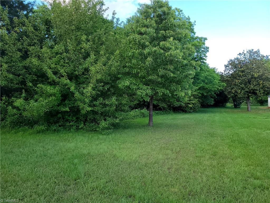 4427 E NC Highway 150 Property Photo 1