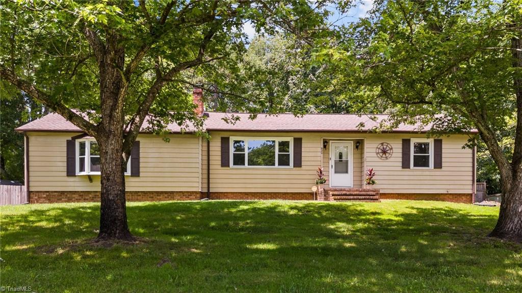 620 Cable Street Property Photo 1