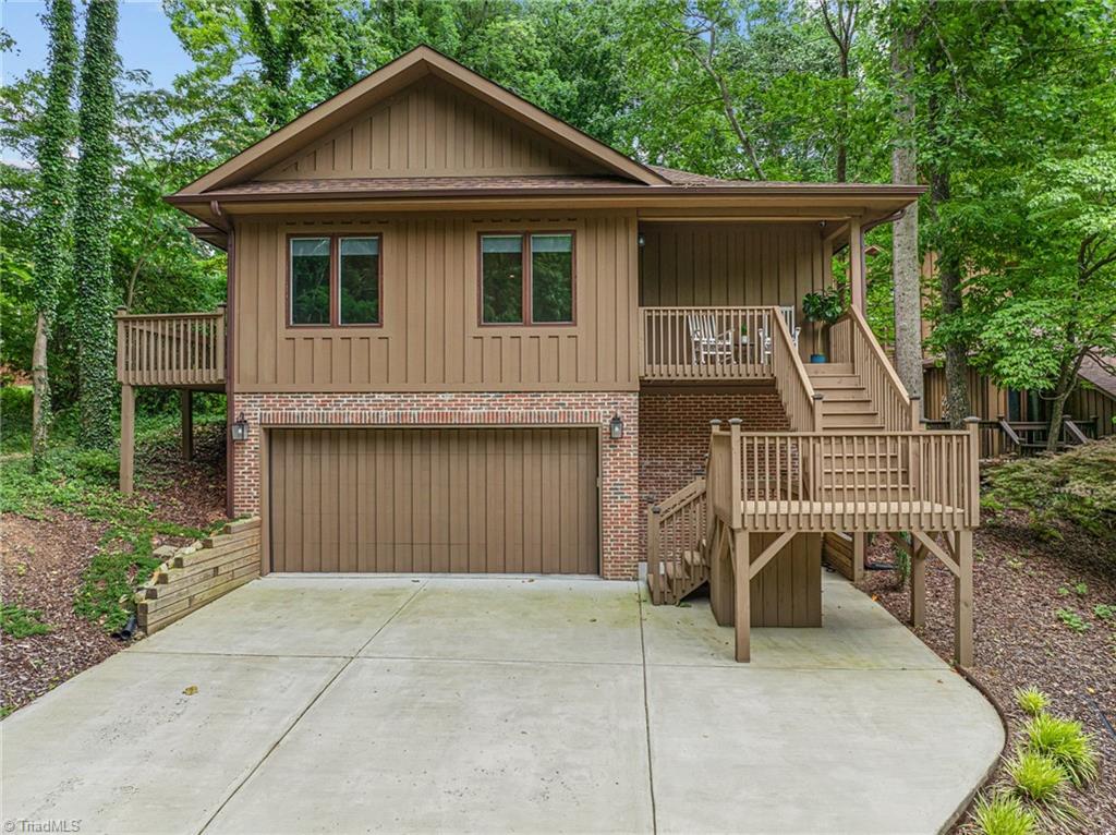 1743 Chestnut Glen Way Property Photo 1