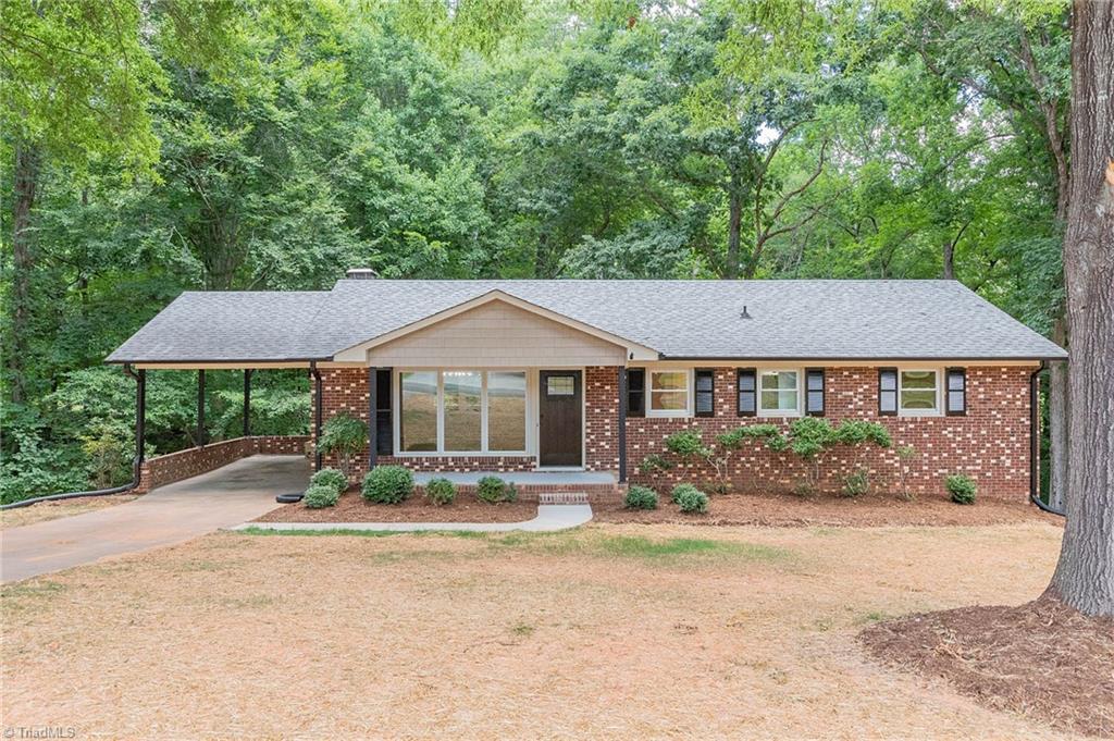 437 Lanier Drive Property Photo 1