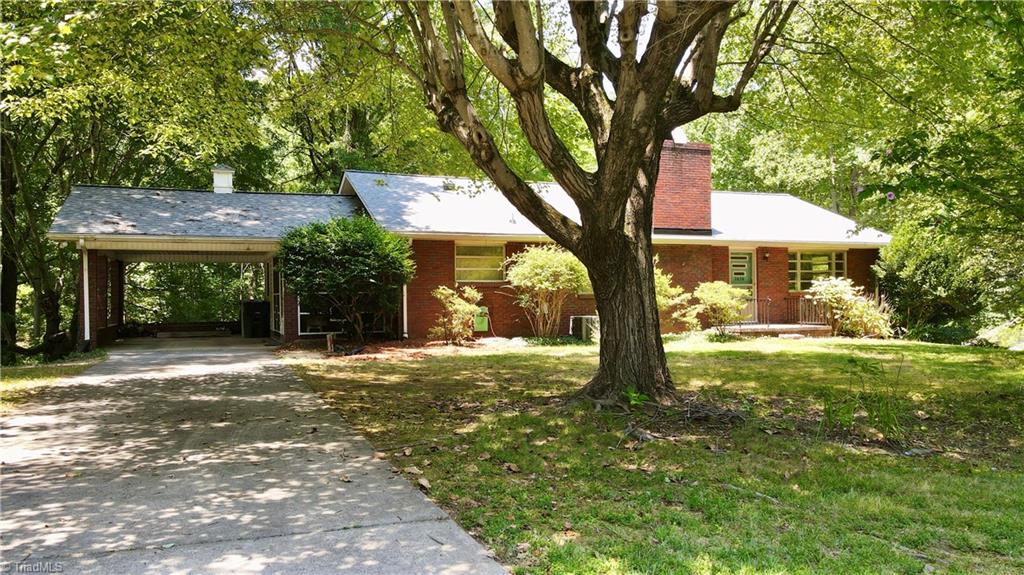 2626 Lockwood Drive Property Photo 1