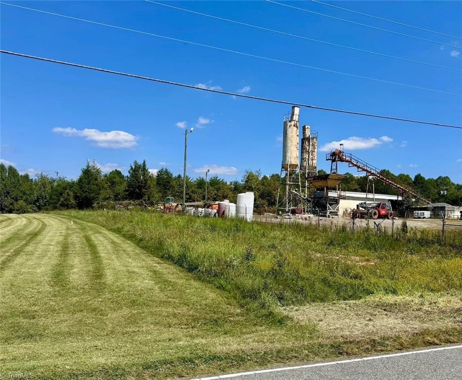 320 Newsome Road Property Photo