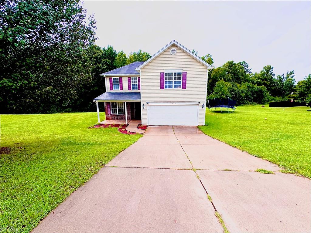 622 Bentley Lane Property Photo 1