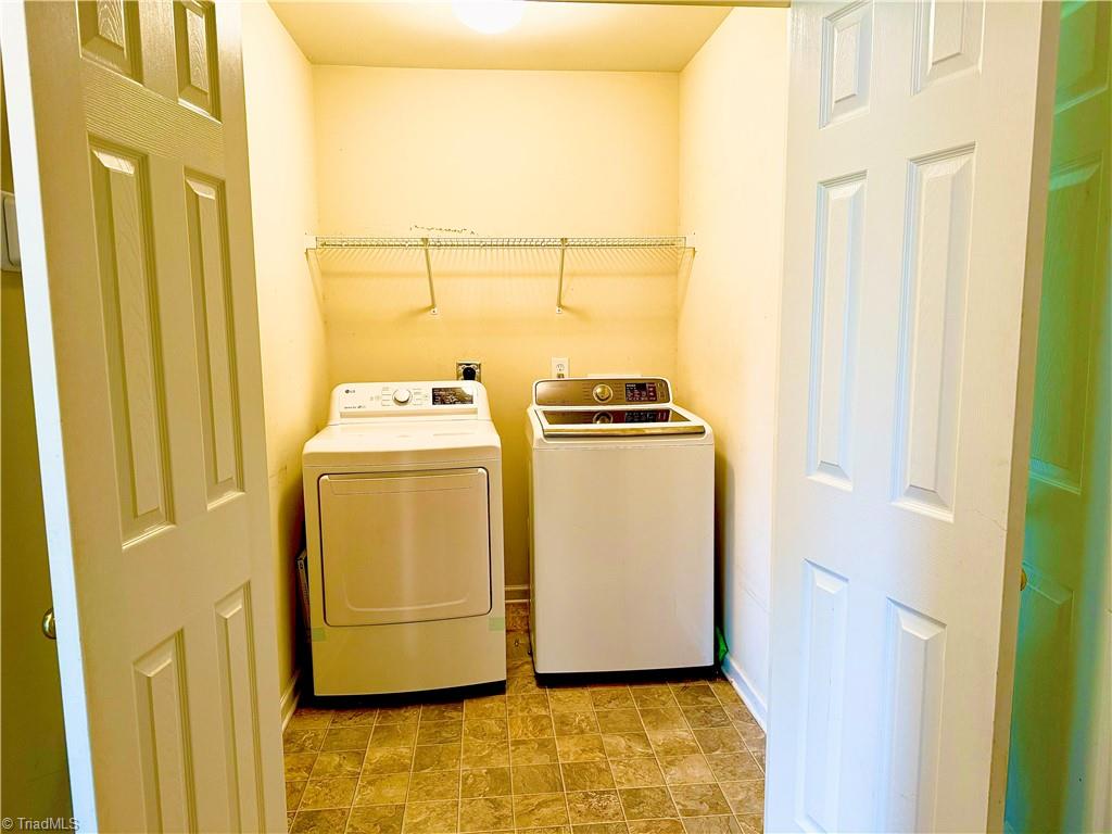 622 Bentley Lane Property Photo 7