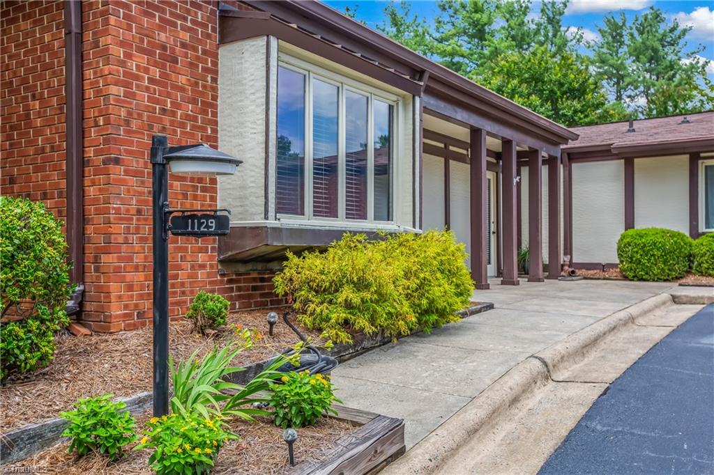 1129 Gatehouse Road Property Photo 1
