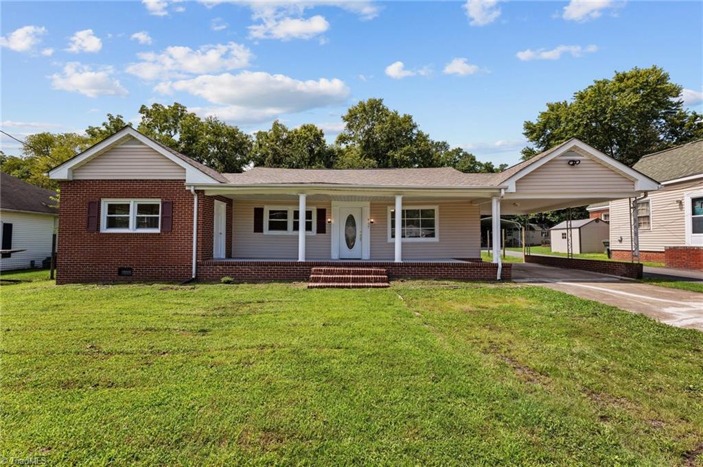 407 Greenwood Street Property Photo 1