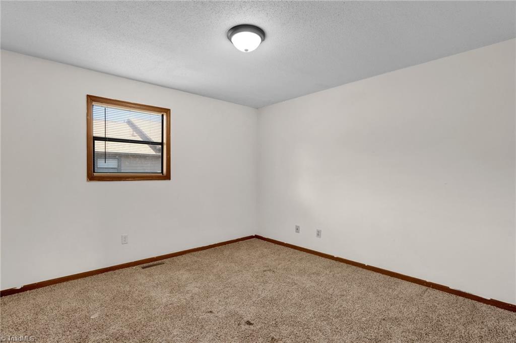 340 Vista Circle # B Property Photo 17