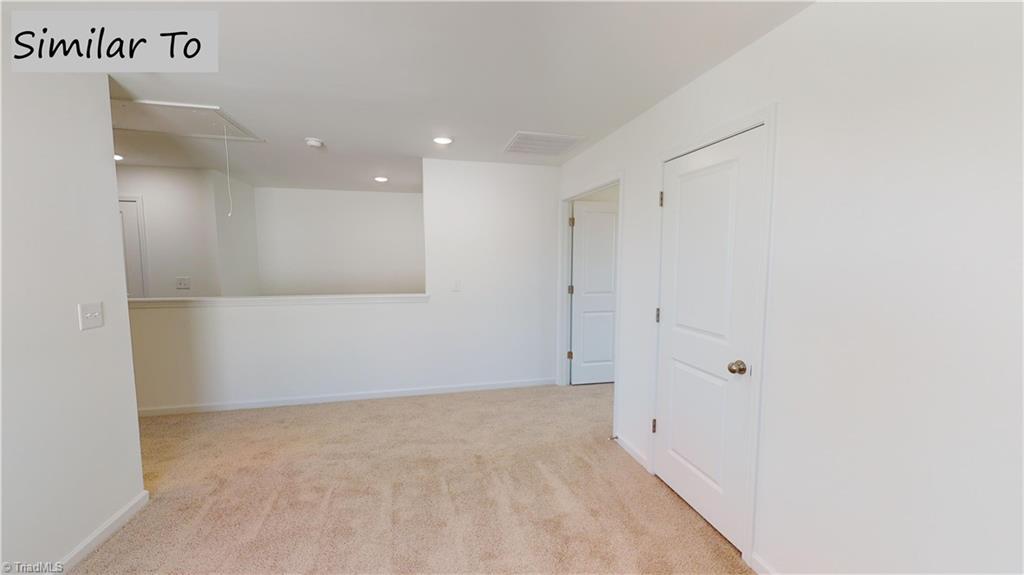 120 Waylon Court Property Photo 7