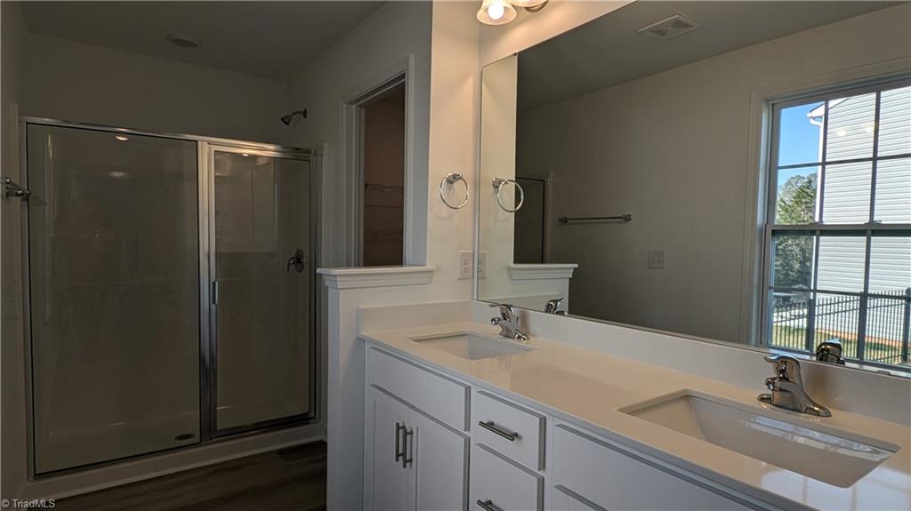 120 Waylon Court Property Photo 26