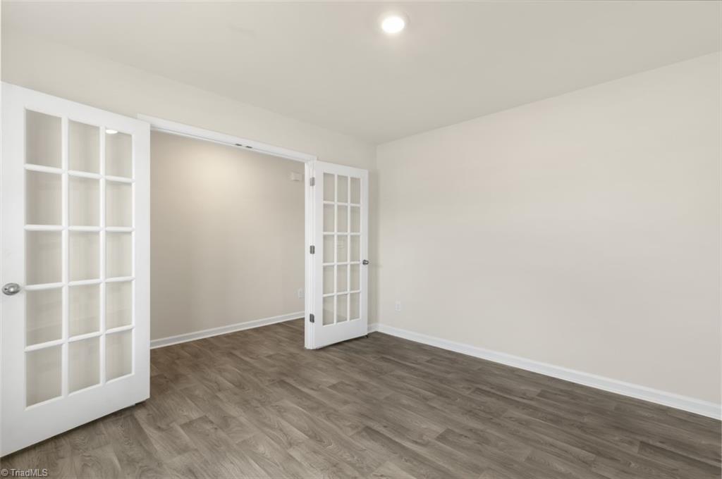 104 East Farm Loop Property Photo 7