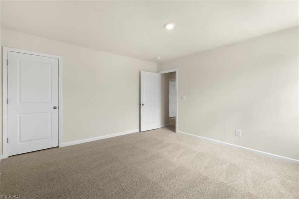 104 East Farm Loop Property Photo 22