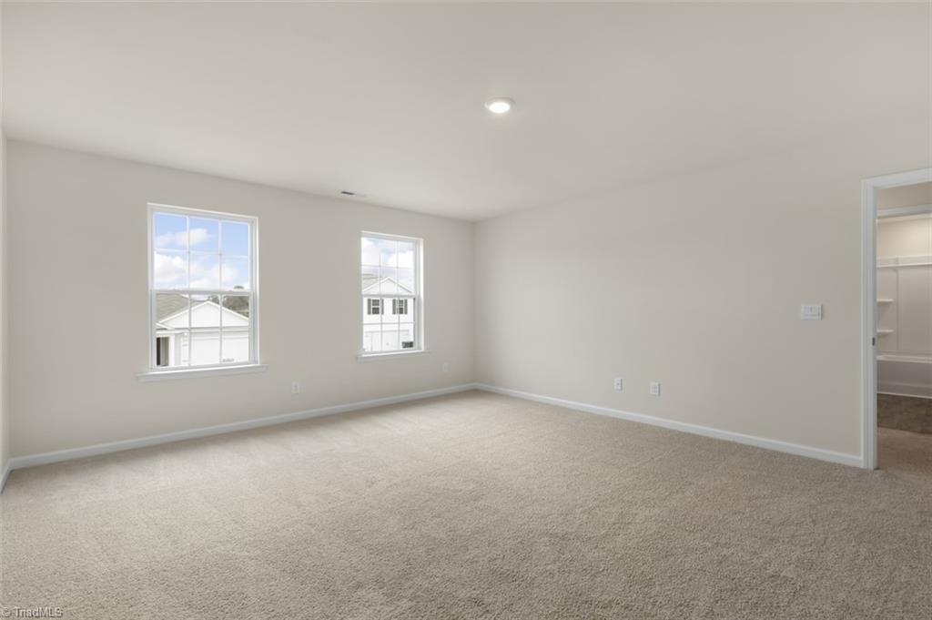 104 East Farm Loop Property Photo 26
