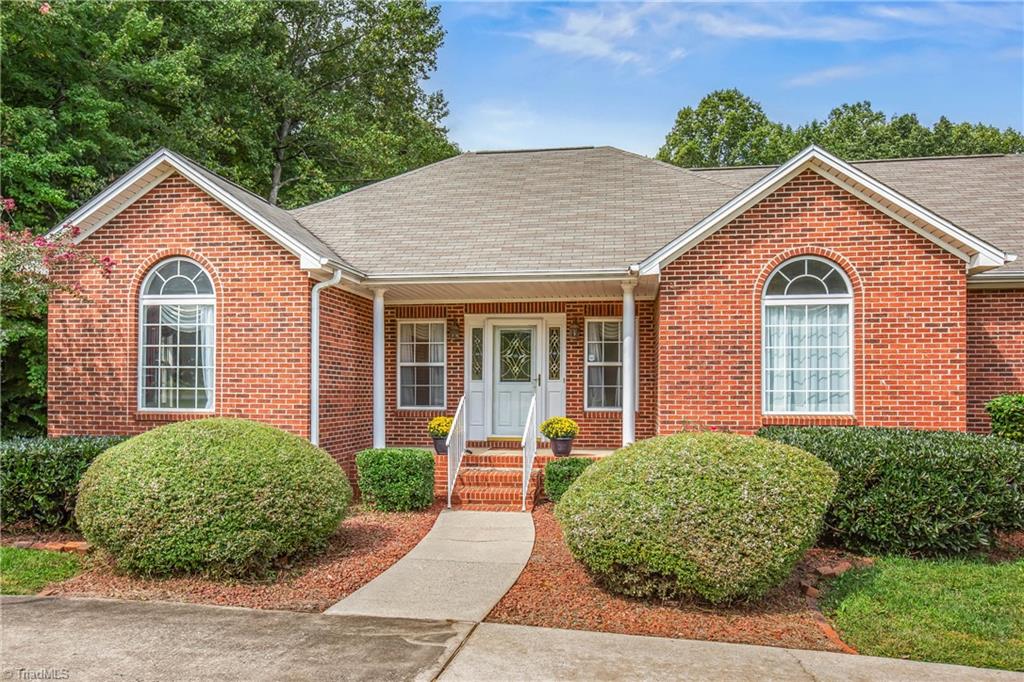 150 Arrowhead Drive Property Photo 1