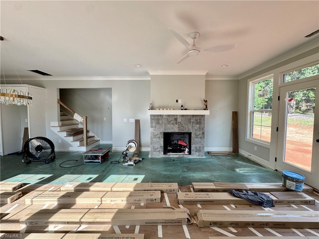 5918 Crossview Drive Property Photo 6