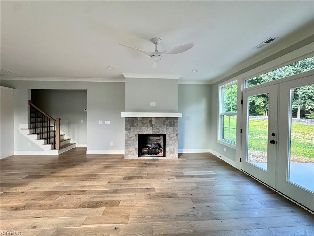 5918 Crossview Drive Property Photo 9