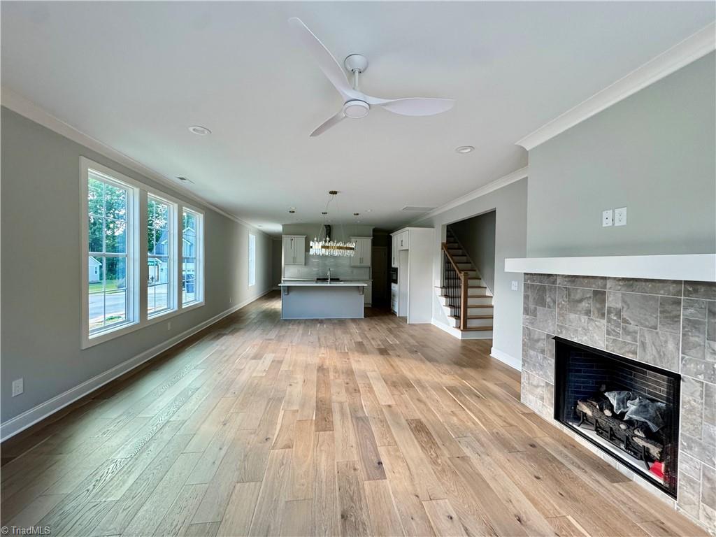 5918 Crossview Drive Property Photo 10