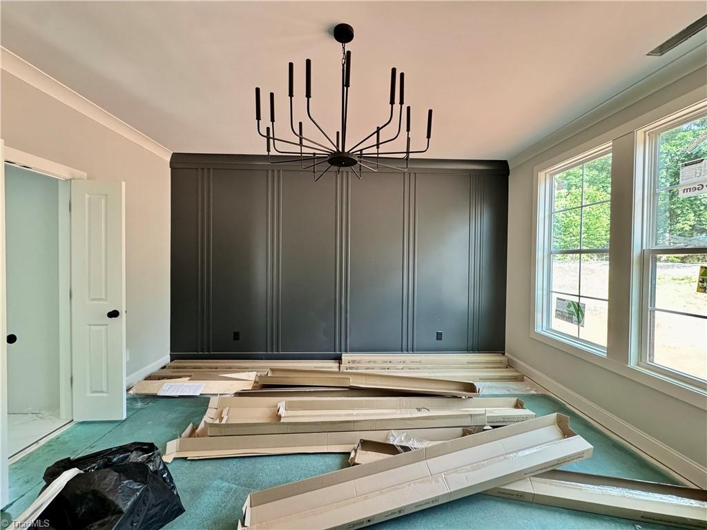 5918 Crossview Drive Property Photo 11
