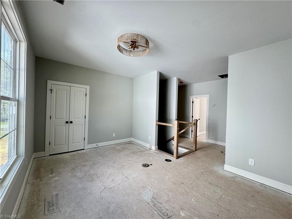 5918 Crossview Drive Property Photo 15