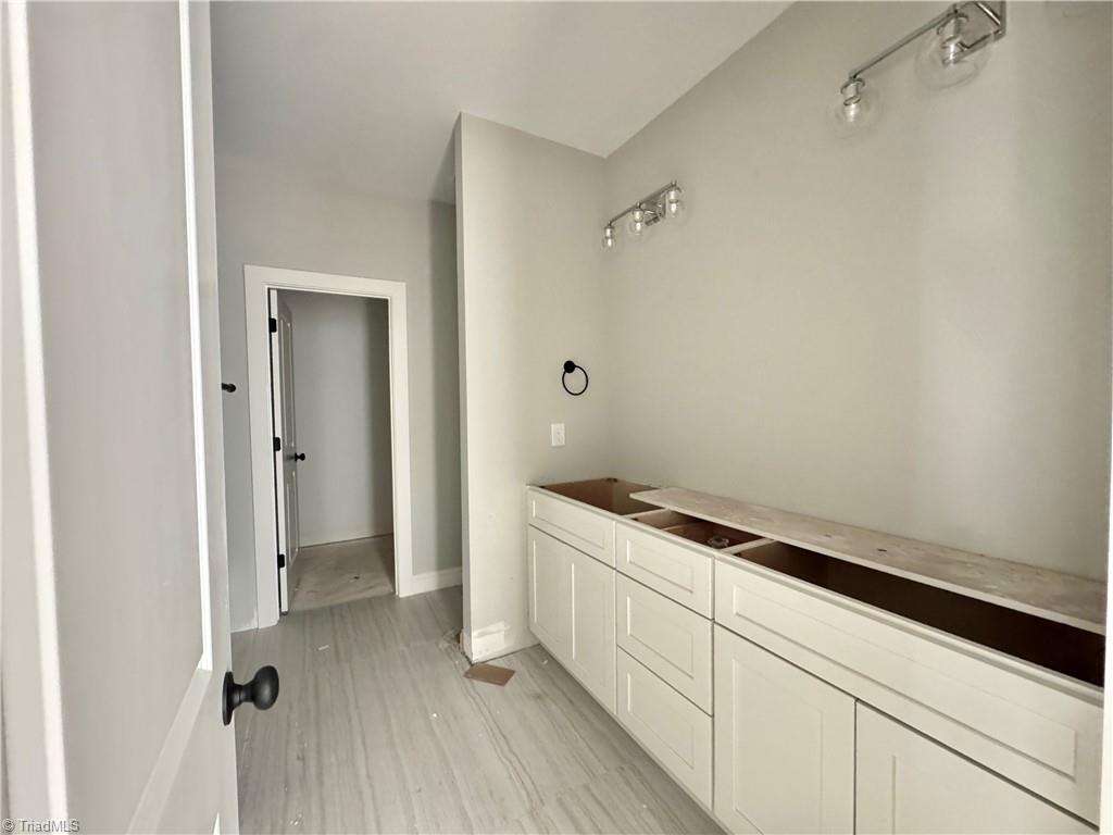 5918 Crossview Drive Property Photo 19