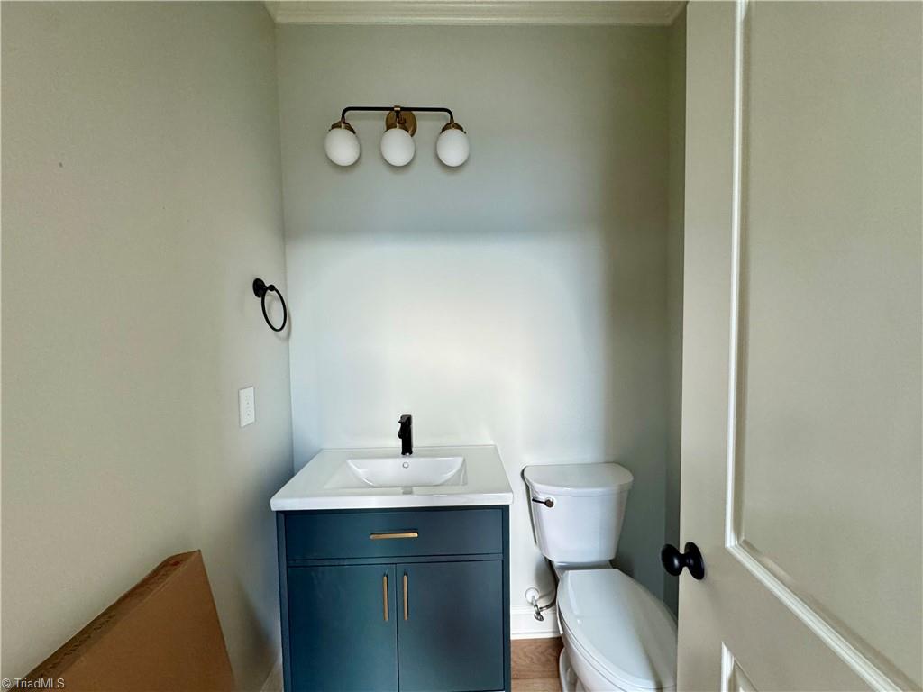 5918 Crossview Drive Property Photo 19
