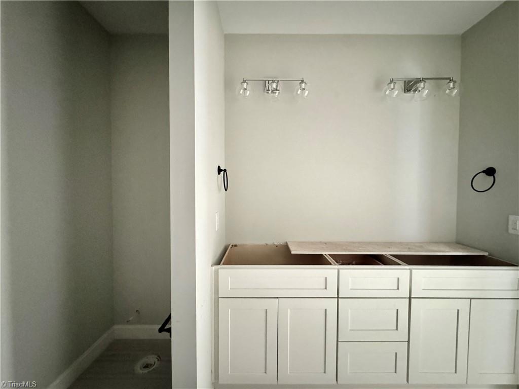 5918 Crossview Drive Property Photo 21