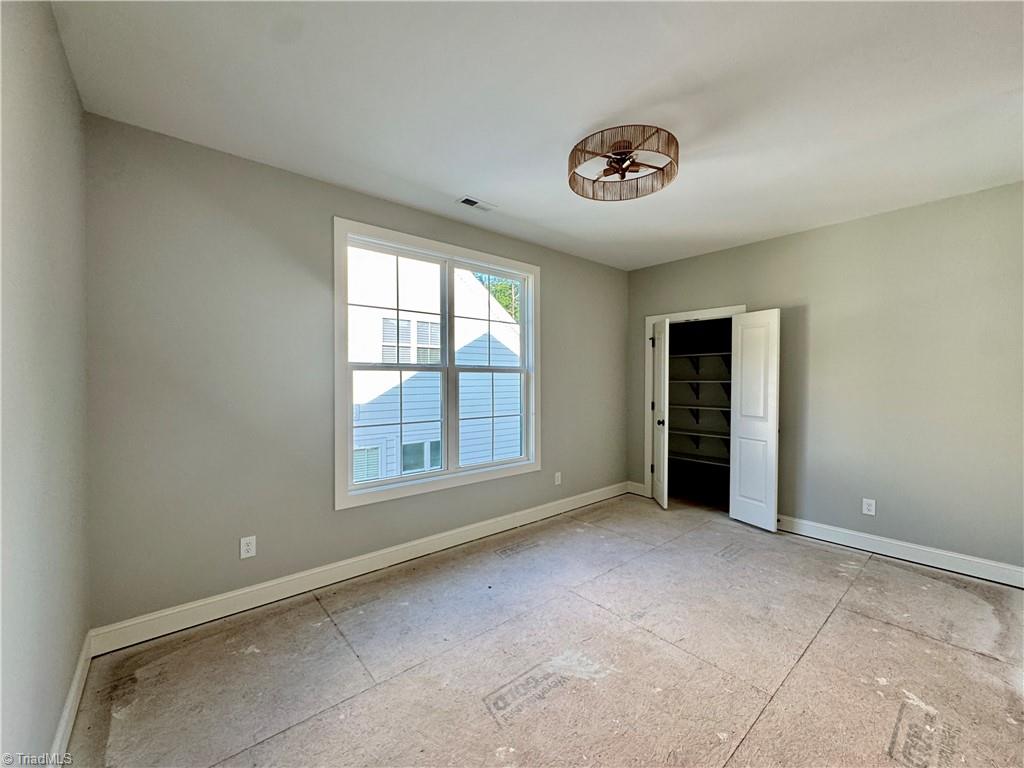 5918 Crossview Drive Property Photo 21